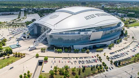 尤文图斯迎战热那亚：弗拉霍维奇、伊尔迪兹主演，库普梅纳斯亮相