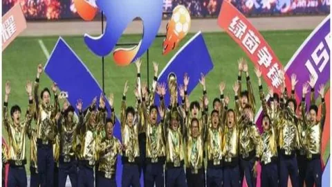 黄雅琼刘雨辰浙江卫视跨年晚会共唱《你最珍贵》浪漫温馨